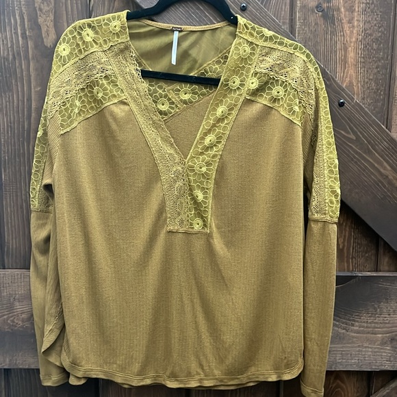 NWOT - Free People Lola Long Sleeve Mustard Colored Top Size XS P2P: 28 - Picture 6 of 15